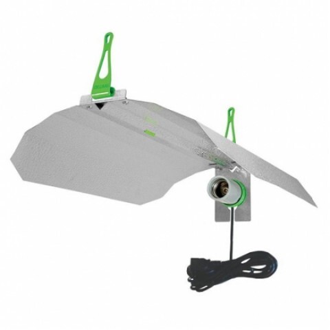 Maxii Reflector 47x40